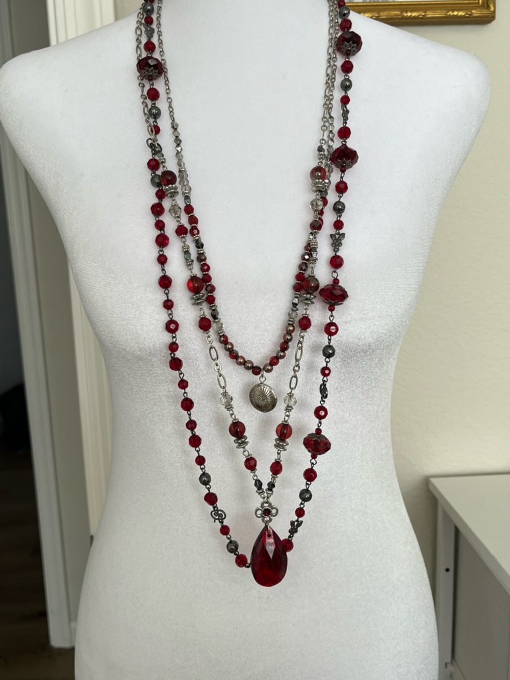 Ruby Rd. Acrylic crystal red faceted silver tone necklace jewelry stack of 2